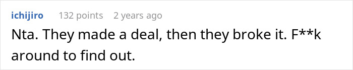Screenshot of a comment discussing family conflict involving a 23-year-old moving out and childcare issues.