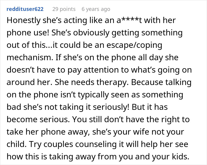 Reddit comment discussing wife's phone dependence and its impact on marriage and family relationships.