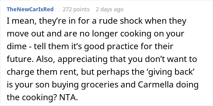 Screenshot of a Reddit comment discussing a mom accused of embarrassing her son&rsquo;s girlfriend who offered to cook meals.