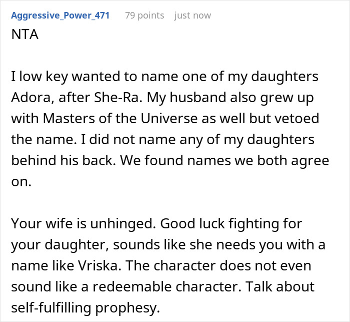 Screenshot of a Reddit comment discussing a couple&rsquo;s disagreement over their newborn&rsquo;s bizarre name causing relationship tension.