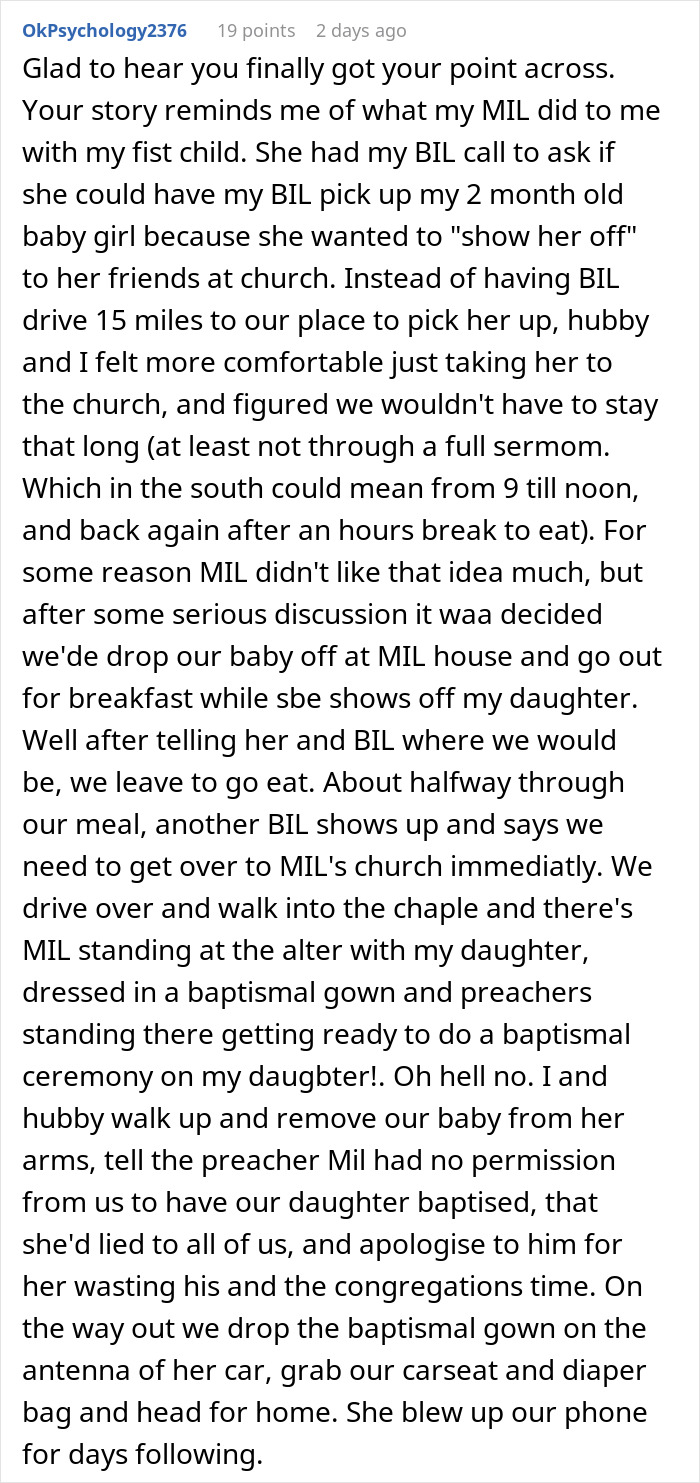 Screenshot of a Reddit comment sharing a story about a step-grandma sneaking a baby to Santa and losing babysitting privileges.