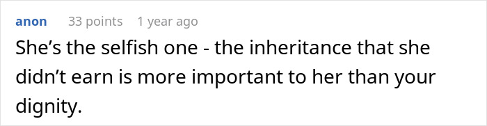 Screenshot of an online comment discussing relationship doubts after girlfriend pressures him to lie about his career.