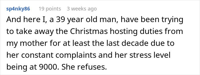 Screenshot of a Reddit comment where a 39-year-old man shares his efforts to ease his mom's Christmas labor and hosting duties.