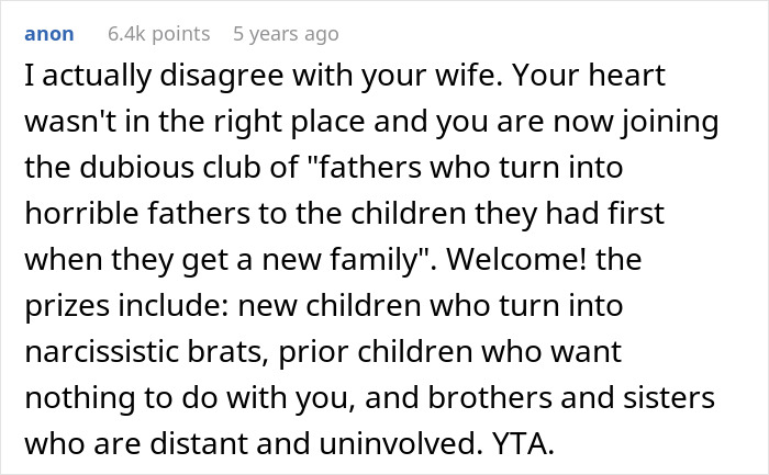 Screenshot of Reddit comment disagreeing with a dad demanding family skips Hanukkah gifts due to his son&rsquo;s tantrums.
