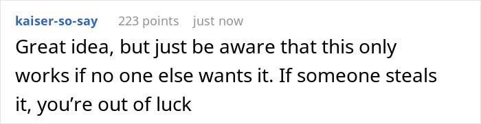 Comment on Reddit discussing a guy who steals his own white elephant gift to get a refund, sparking debate online.