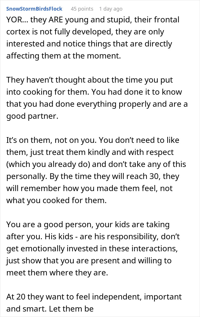 Holiday Visit Turns Sour After Boyfriend’s Son’s GF Makes Shockingly Cruel Comment At Lunch Holiday Visit Turns Sour After Boyfriend’s Son’s GF Makes Shockingly Cruel Comment At Lunch