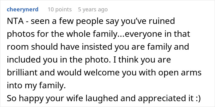 Screenshot of a Reddit comment discussing a woman taking horrible family pics after homophobic MIL excludes her.