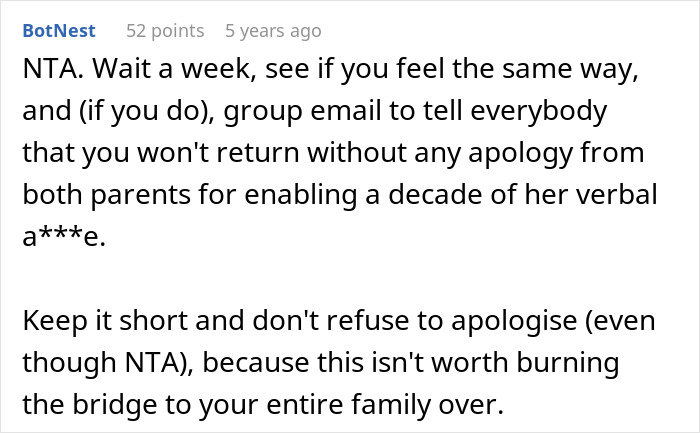 Screenshot of an online post showing a user discussing a relationship dispute over closing a closet door.