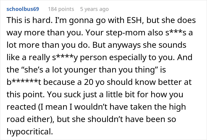 Screenshot of an online forum comment discussing a guy venting about his girlfriend wanting him to close her closet door and her public response.