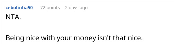 Screenshot of an online comment discussing a mom accused of embarrassing her son&rsquo;s girlfriend who offered to cook meals.