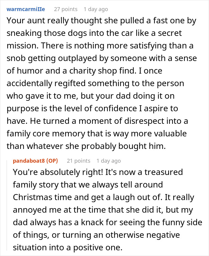 Reddit comments discussing rich aunt sneaking cheap gift back and dad&rsquo;s petty Christmas revenge story.