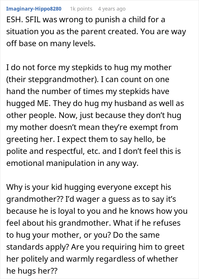 Reddit comment discussing step-grandpa banned for denying candy after 7-year-old refuses hug from granny.