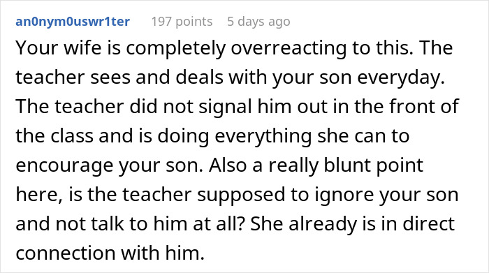 Reddit comment discussing mom furious over teacher's inappropriate note to son while dad thinks she&rsquo;s overreacting.