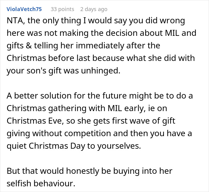 Screenshot of a Reddit comment discussing grandma turning Christmas into a weird competition with Santa and family blocking her gifts.