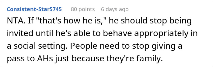 Screenshot of an online comment discussing a guy leaving Christmas dinner over uncle's jokes and family tension.