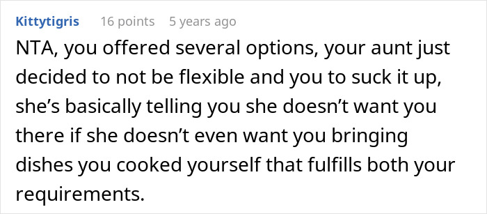 Comment discussing lack of flexibility in providing no vegan options for Christmas Eve dinner at a family gathering.