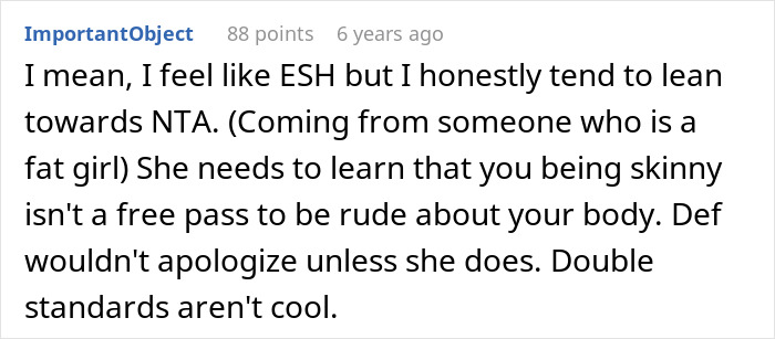Screenshot of a forum comment discussing a girl crying while roasting a friend with insults about body image.