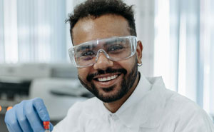 15 cosas divertidas, ingeniosas y atrevidas que la gente logró decir en un momento de exaltación