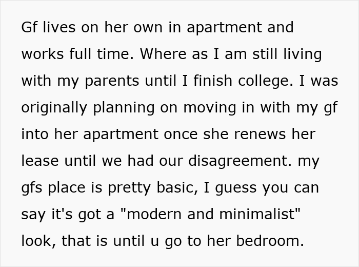 Text excerpt from an online post about a guy and girlfriend&rsquo;s disagreement over closing her closet door.