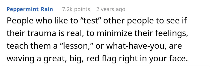 Screenshot of a Reddit comment discussing red flags related to testing others and minimizing their feelings online.