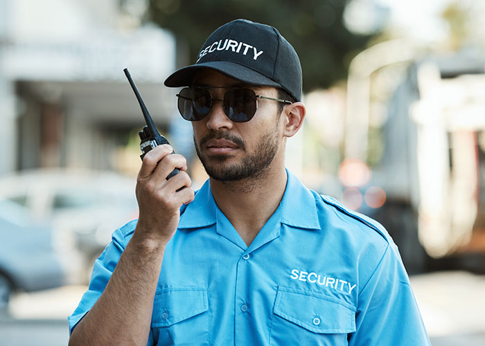 "Her Face Ripped Off": 49 Most Bizarre Medical Cases Medical Workers Saw In The ER