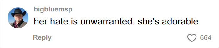 Screenshot of a viewer comment praising a curvy news anchor who went viral reading mean viewer comments aloud. Screenshot of a viewer comment praising a curvy news anchor who went viral reading mean viewer comments aloud.