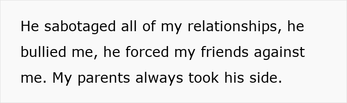 Alt text: Text describing a gay bro who treated his sister poorly and caused family conflict, leading to parents disowning him.