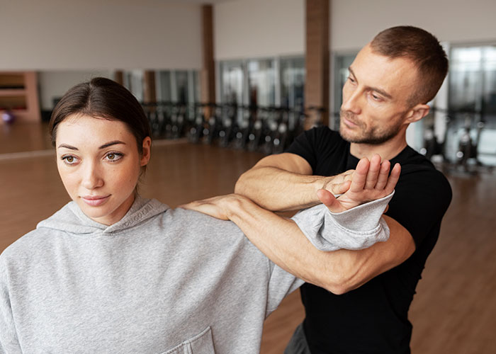 "Terrible Advice": People Urge Others To Stop Believing In These 40 Dangerous Survival Myths