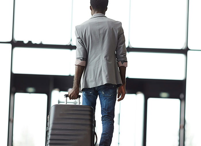 35 “Is Anyone Here A Doctor?” Stories That Went From Zero To Chaos Fast