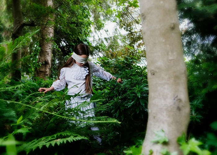 54 Former Cult Members Reveal The Exact Moment They Knew Their Group Was A Real Cult