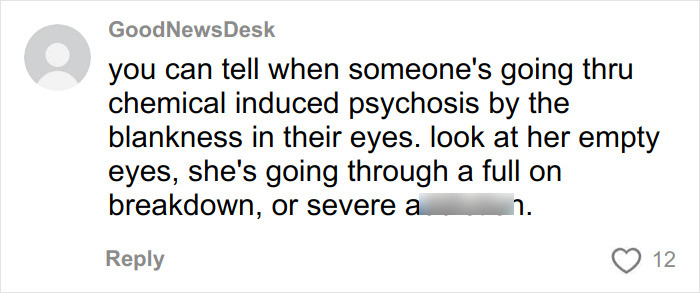 Screenshot of a social media comment discussing signs of psychosis, related to the racist Cinnabon worker viral tirade case. Screenshot of a social media comment discussing signs of psychosis, related to the racist Cinnabon worker viral tirade case.