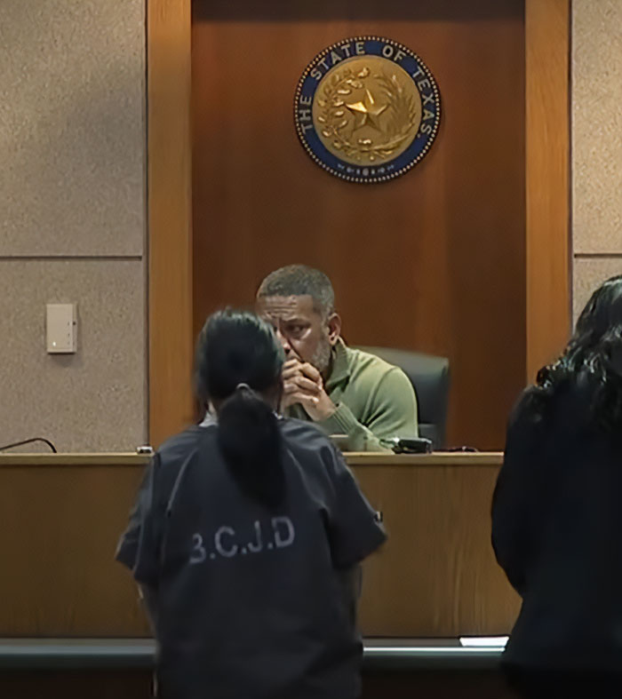 Judge in courtroom delivering harsh lesson to teen after pepper-spraying tourists on a boat case hearing. Judge in courtroom delivering harsh lesson to teen after pepper-spraying tourists on a boat case hearing.