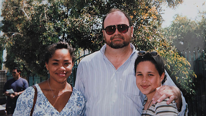 Meghan Markle's estranged hospitalized father with two women outdoors, sparking outrage over contact attempts. Meghan Markle's estranged hospitalized father with two women outdoors, sparking outrage over contact attempts.