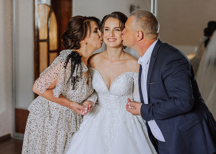 MIL Tries To Outsmart Bride And Take Over The Wedding, Mother Nature Says &ldquo;Not Today&rdquo;