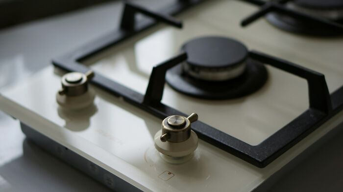 48 “Something’s Off” Moments That Turned Out To Be Completely Right