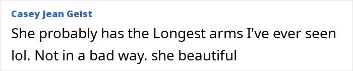 Comment text on a screen showing a fan expressing amazement at Stranger Things star Natalia Dyer&rsquo;s appearance, comparing her beauty to Ariana Grande.