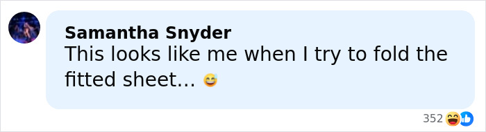 Comment describing wild reactions to Rihanna&rsquo;s red carpet look mentioning a diaper bag question.