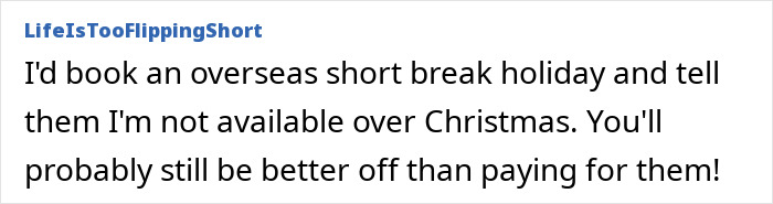 Reddit post discussing family demands around hosting Christmas dinner despite not helping, highlighting earnings and holiday stress.