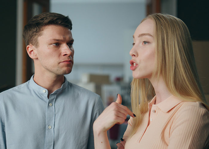 Women Online Roast Men Who Say They Prefer The “No Makeup Look,” Here Are The 51 Best Posts