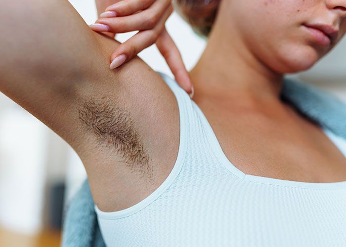 Women Online Roast Men Who Say They Prefer The “No Makeup Look,” Here Are The 51 Best Posts