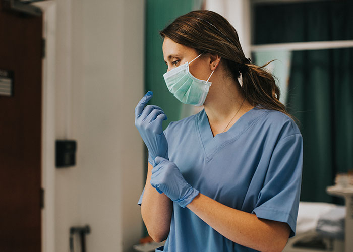 84 Unhinged Patients Who Wanted To Be Buried In The Ground After Their Anesthesia Really Wore Off