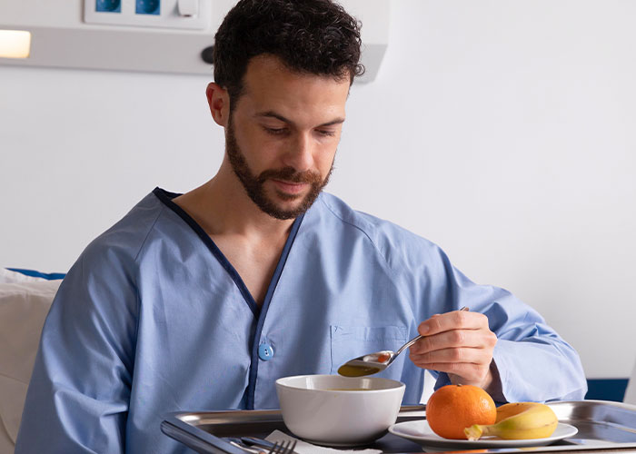 84 Unhinged Patients Who Wanted To Be Buried In The Ground After Their Anesthesia Really Wore Off