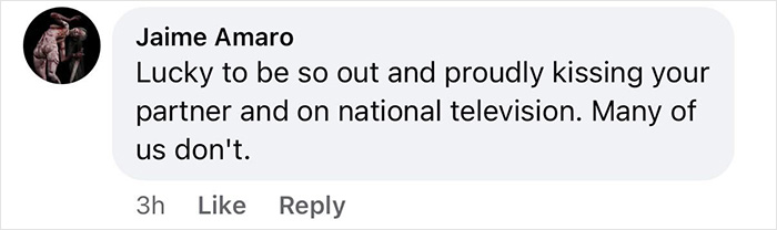Screenshot of a Facebook comment supporting a gay couple proudly kissing on national television Screenshot of a Facebook comment supporting a gay couple proudly kissing on national television