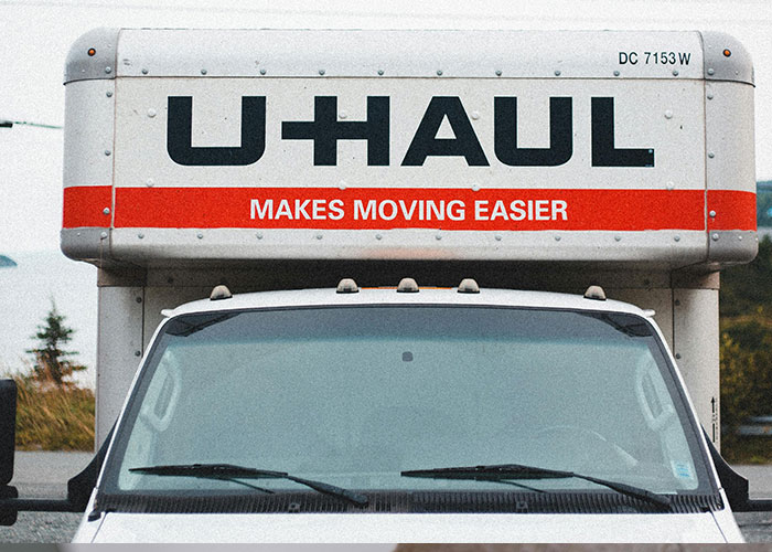 911 Operators Share The 50 Dumbest Calls They Ever Received