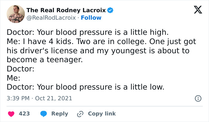 Tweet about a dad juggling four kids, including college, driver's license, and teenage challenges, relatable to dads and husbands.