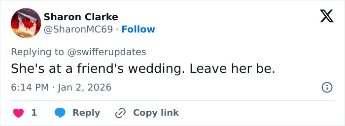 Tweet from Sharon Clarke defending Taylor Swift's look at a friend's wedding amid trying to upstage the bride controversy.