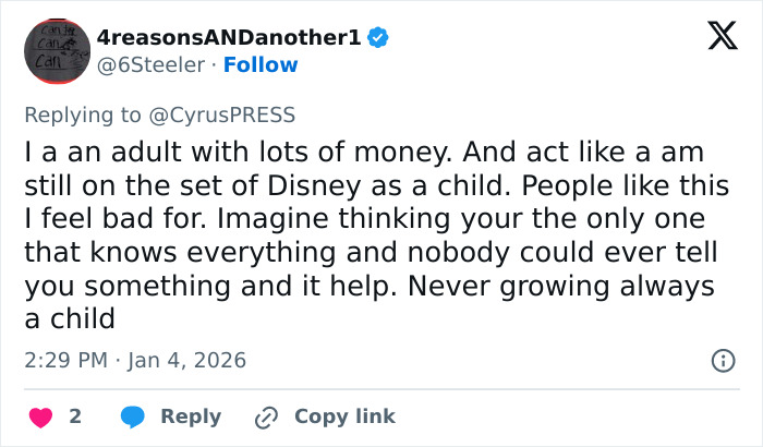 Miley Cyrus pushes back at photographers in a tense red carpet encounter highlighting she is a woman not a dog