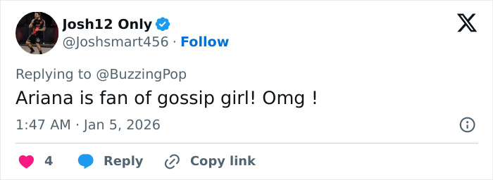 Screenshot of a tweet mentioning Ariana Grande related to a gossip topic involving Leighton Meester on the red carpet. Screenshot of a tweet mentioning Ariana Grande related to a gossip topic involving Leighton Meester on the red carpet.