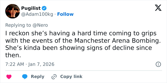 &ldquo;Everyday She Looks Worst&rdquo;: Ariana Grande&rsquo;s Latest 'Wicked' Set Photo Fuels Concern