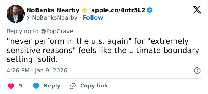 Tweet discussing Britney Spears facing backlash after saying she will never perform in the U.S. again for sensitive reasons.